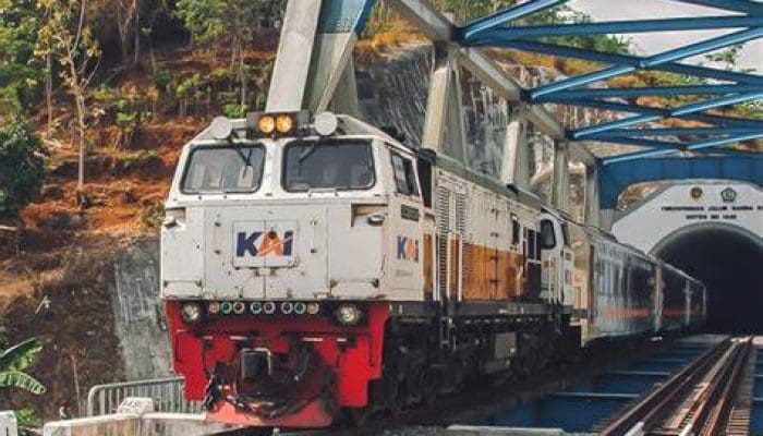 Berburu Tiket Kereta Api: 10 Strategi dan Tips Mencari Tiket Hemat