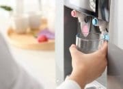 Wajib Tahu! 7 Rekomendasi Dispenser Galon Bawah Terbaik & Tips Merawatnya Biar Awet