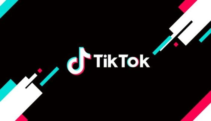 4 Tren Teknik Cara Mengambil Foto Ala TikTok yang Patut di Coba