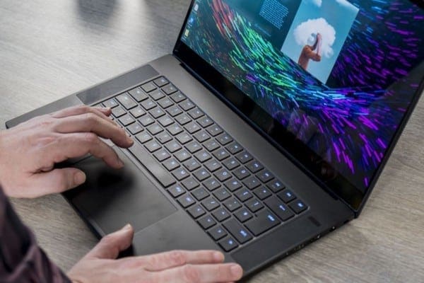 10 Laptop Desain Grafis Terbaik 2026: Harga Terjangkau, Performa Luar Biasa!
