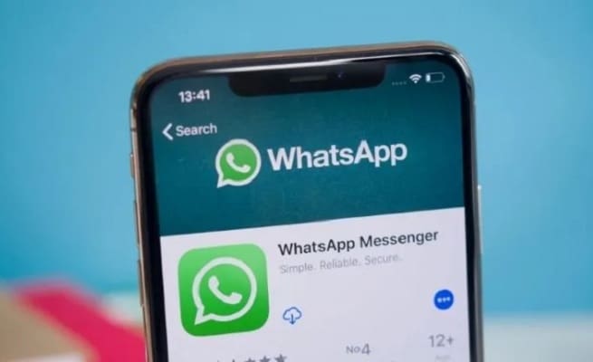 Tips Mengunduh Story WhatsApp Agar Tersimpan Di Galeri!