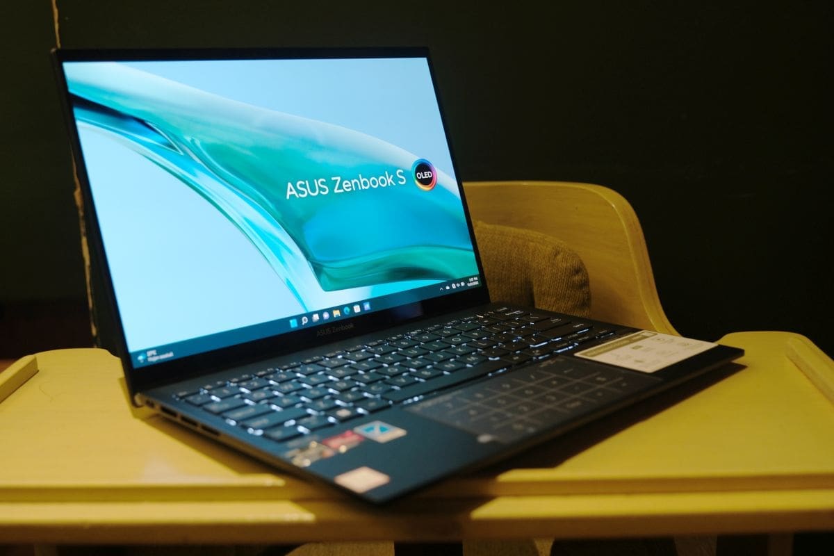 10 Rekomendasi Laptop ASUS Terbaik 2026:  Harga Mulai 7 Jutaan!