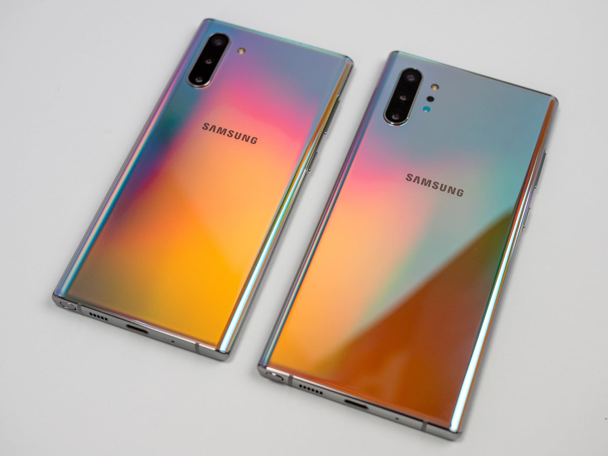 Turun Harga!! Samsung Galaxy Note 10 vs Note 10 Lite Mana yang Cocok untuk Kamu?