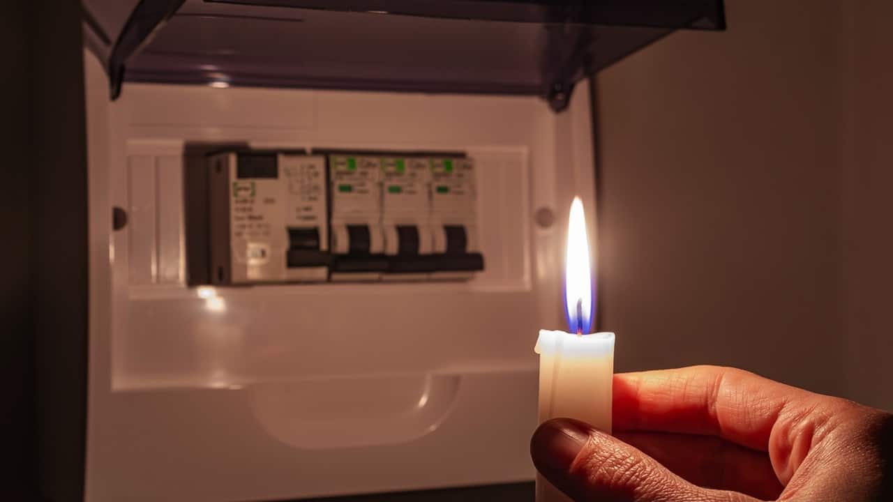 Yuk Intip Cara Mengantisipasi Dan Penyebab Pemadaman Listrik Di Rumah!