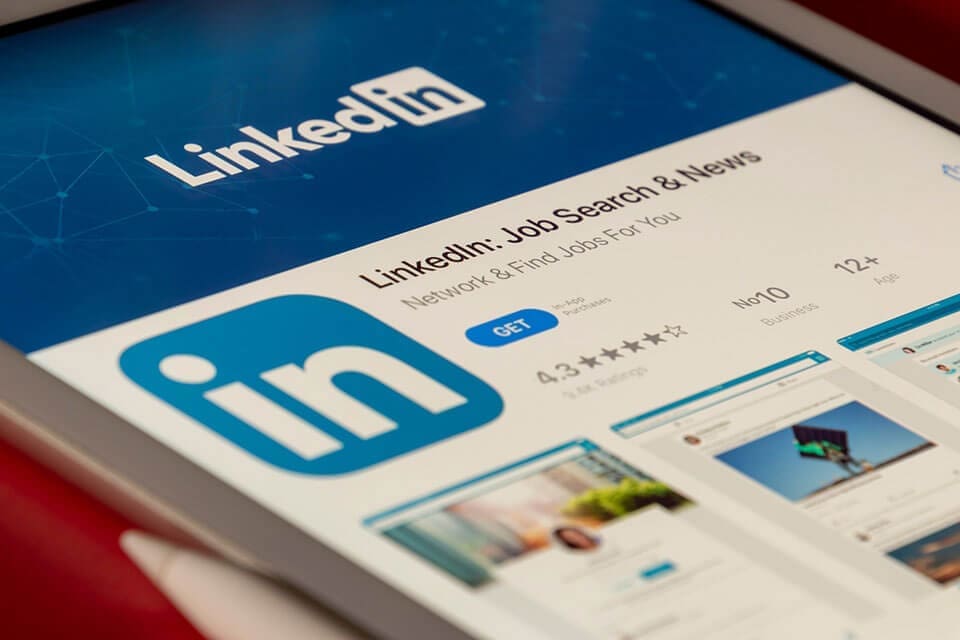 LinkedIn: Cara Maksimalkan Fitur ‘Siapa yang Melihat Profilmu’ untuk Jaringan Profesional