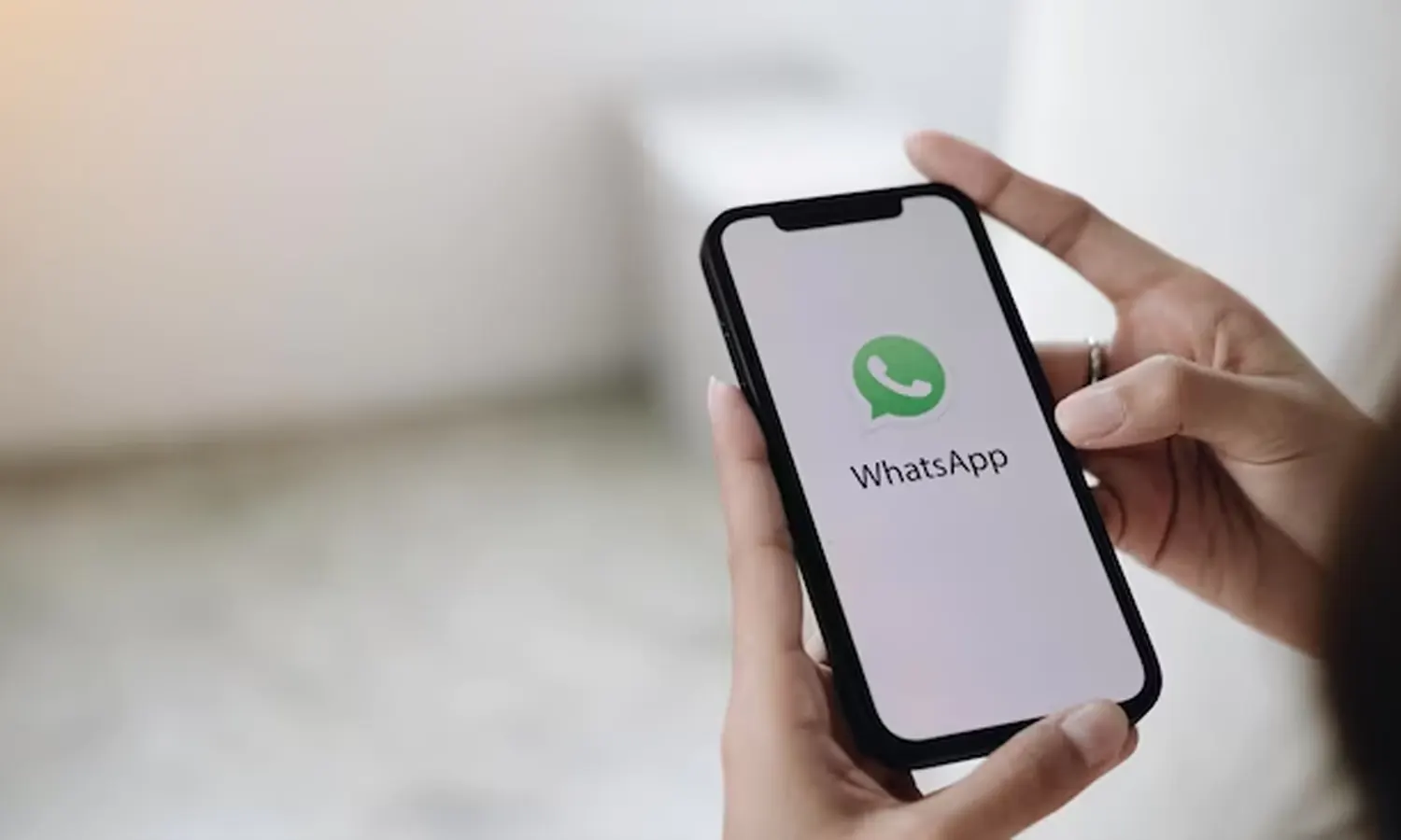 WhatsApp Terus Berhenti? Ini Penyebab dan Cara Mudah Mengatasinya