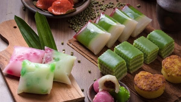 25 Inspirasi Usaha Kue Basah yang Mudah & Menguntungkan