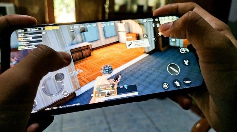 6 Rekomendasi HP Gaming; Cocok Untuk Game Berat!