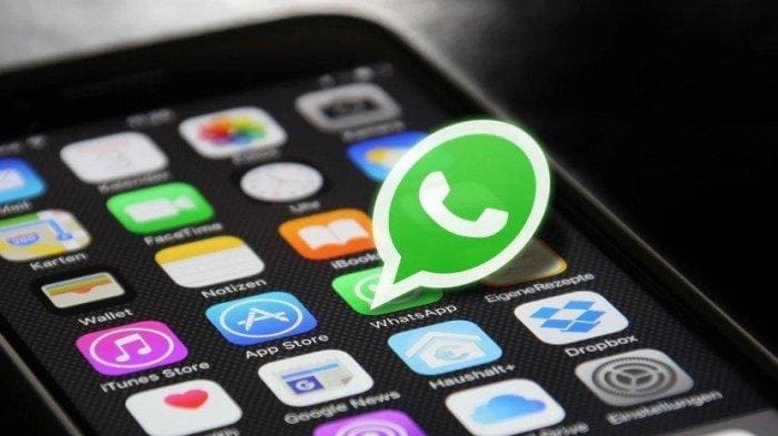 14 Cara Gampang Buat Tahu Dia Chat dengan Siapa di WhatsApp