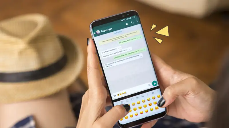 Nyesel Hapus Chat WhatsApp? Begini Cara Balikin Lagi!