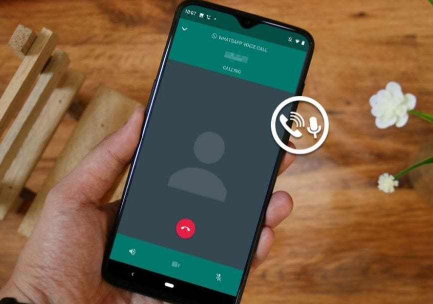 Ciri-Ciri WhatsApp Lagi Dipakai Telepon atau Video Call, Biar Nggak Salah Kira!