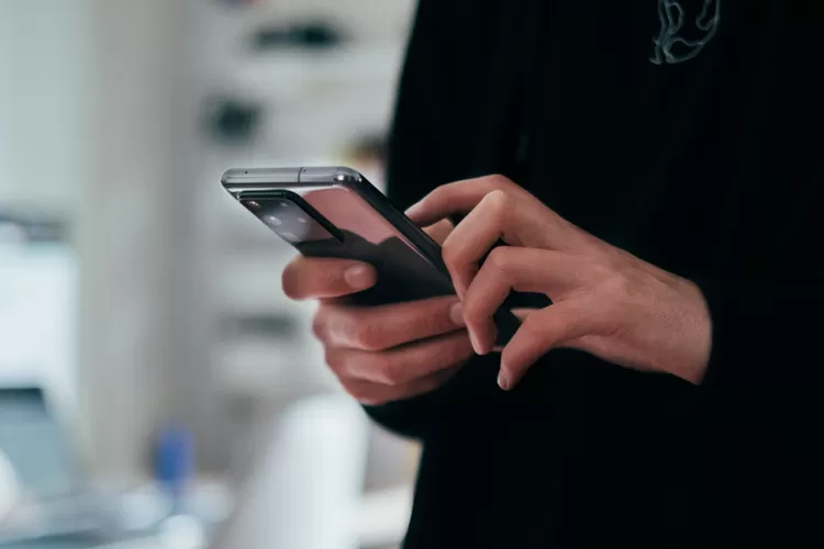 Biar HP Makin Ngebut! Gini Cara Bersihin Memori Tanpa Harus Uninstall Aplikasi