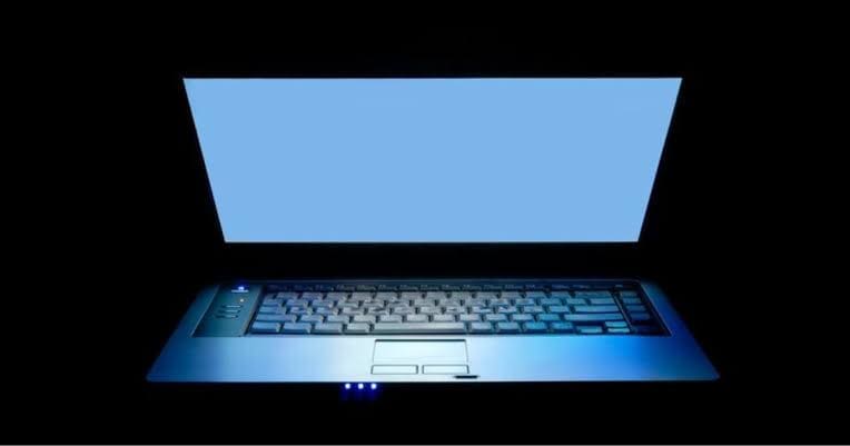 Layar Laptop Tiba-Tiba Zoom? Ini 3 Tips Mudah Untuk Mengatasinya!