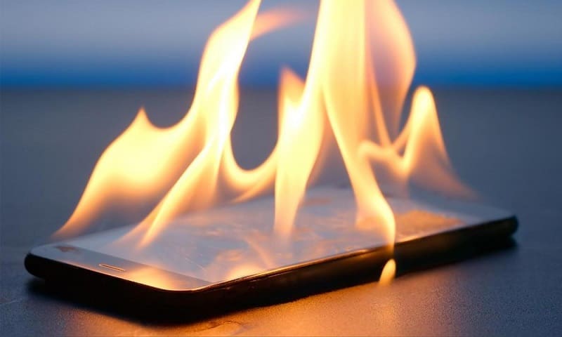 Hindari! Ini Penyebab HP Cepat Panas Serta Cara Mengatasinya