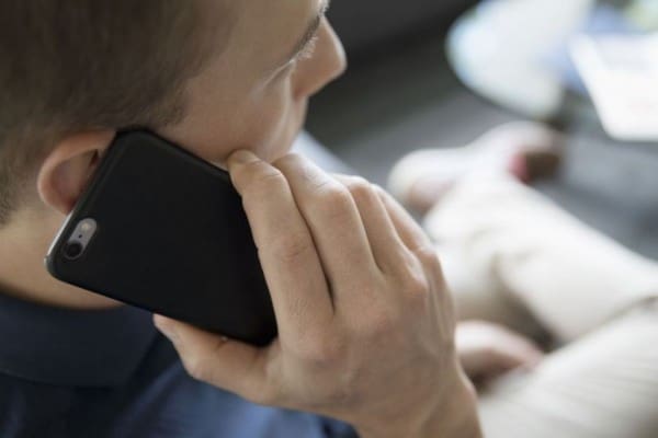 Suara Hilang Saat Nelpon di WhatsApp? Coba Atasi Dengan 9 Cara Ampuh Ini