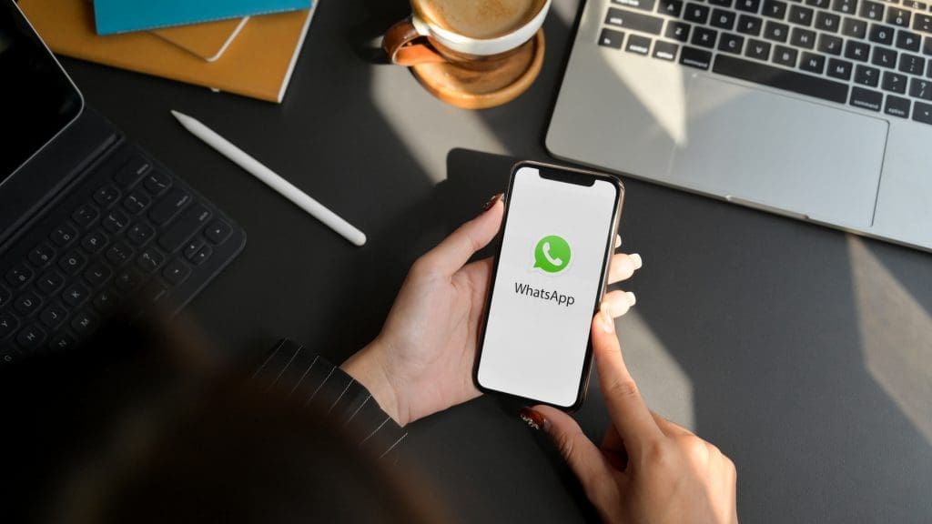 8 Cara Ampuh Promosi Pakai WhatsApp Marketing, Dijamin Makin Cuan!