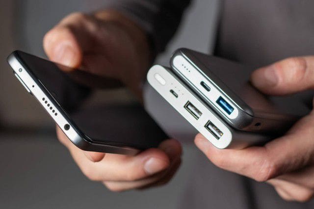 Baterai HP Awet Meski Andalkan Power Bank? Ini Rahasianya!