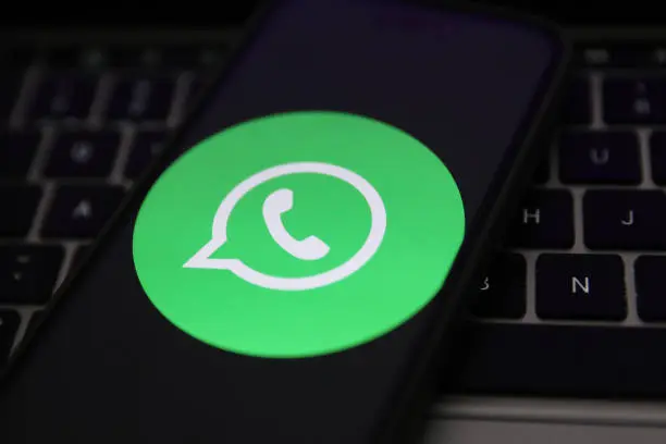 Meta AI WhatsApp Bisa Bikin Cuan? Ini Fakta dan Cara Mainnya!