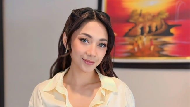 Dinda Kirana Genap 30 Tahun, Penampilannya Bikin Pangling Abis!