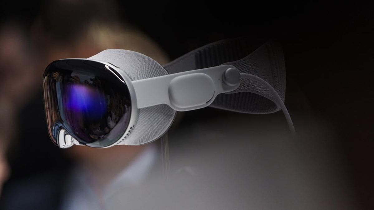 Headset Apple Vision Pro Bikin Nyesel? Ini Curhatan Penggunanya yang Bikin Geleng-Geleng