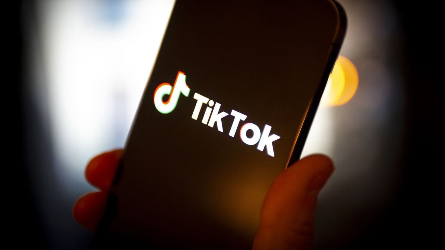 Permudah Pembuatan Iklan, Kini TikTok Meluncurkan 3 Fitur AI Baru