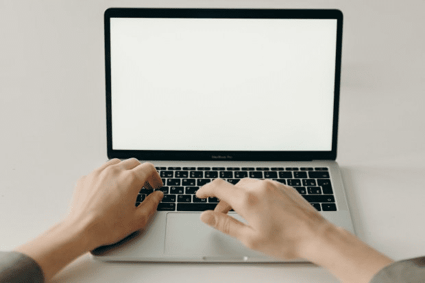 5 Cara Restart Laptop yang Mati, Hang, atau Masalah Lainnya