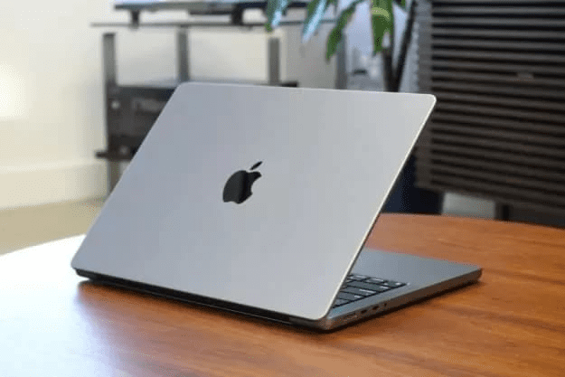 Baru Pakai MacBook? Begini Cara Copy Paste yang Beda dari Windows!