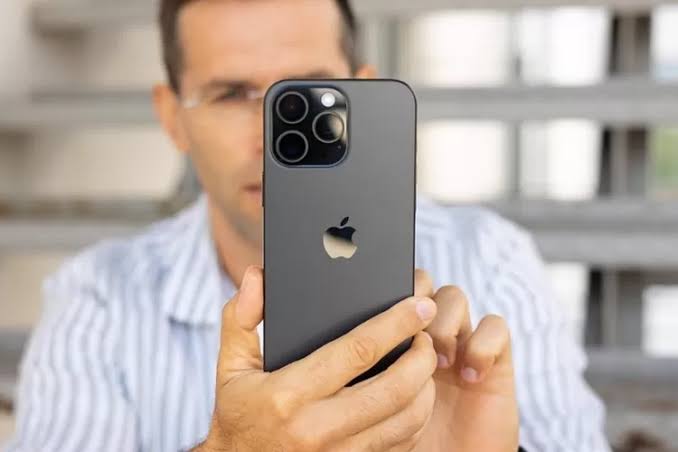 Praktis Banget! Cara Mudah Screenshot di iPhone