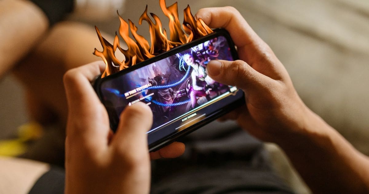 6 Trik Mengatasi HP Panas Ketika Bermain Game Online; Mudah Banget!