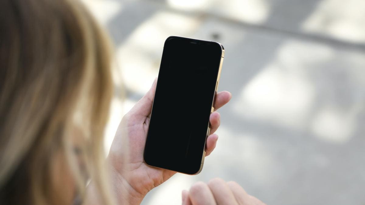 Cara Mengatasi HP Sering Mati Sendiri Pada HP Baterai Tanam