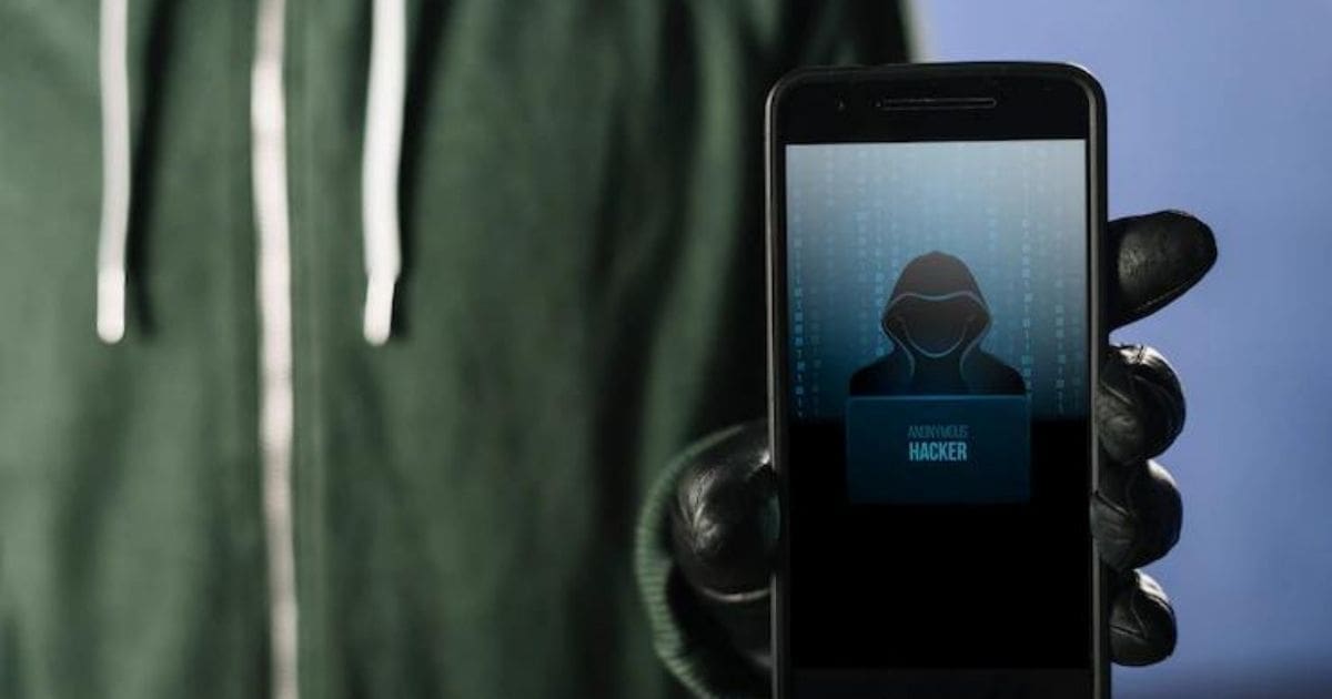 Bahaya Disadap! Ini Cara Atasi Kamera HP yang Tiba-tiba Aktif Sendiri