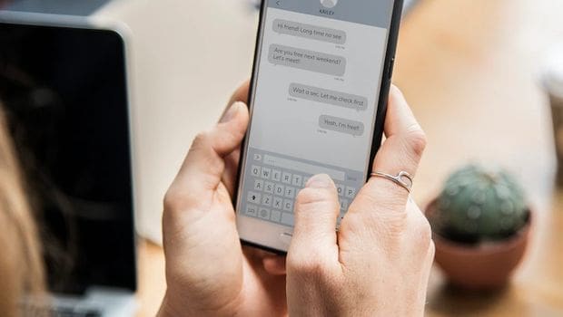 WhatsApp Kembangkan Fitur Chatting Tanpa Akun