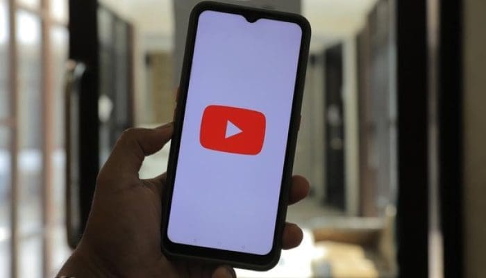 Solusi Atasi Masalah Iklan di YouTube Saat Menonton Video