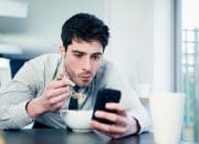 Cara Cek Screentime di HP Android & iPhone Biar Nggak Kebablasan Main HP