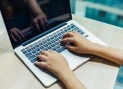 Trik Biar Laptop Jadul Kamu Tetap Ngebut & Enak Dipakai