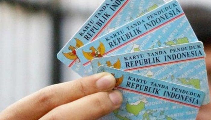 Begini Cara Ganti KTP yang Udah Rusak Secara Online & Offline dengan Mudah