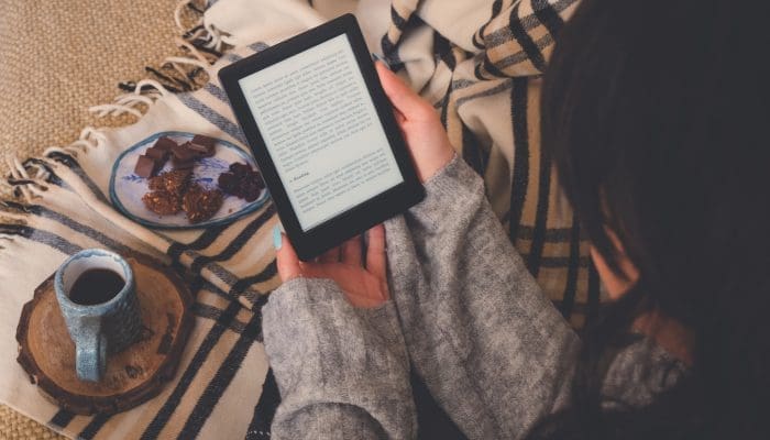 Tips Ampuh Biar Baterai Kindle Tetap Awet Meski Dipakai Baca Berjam Jam