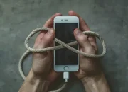 Kenapa HP Bisa Mati Mendadak? Kenali Penyebab dan Solusinya!