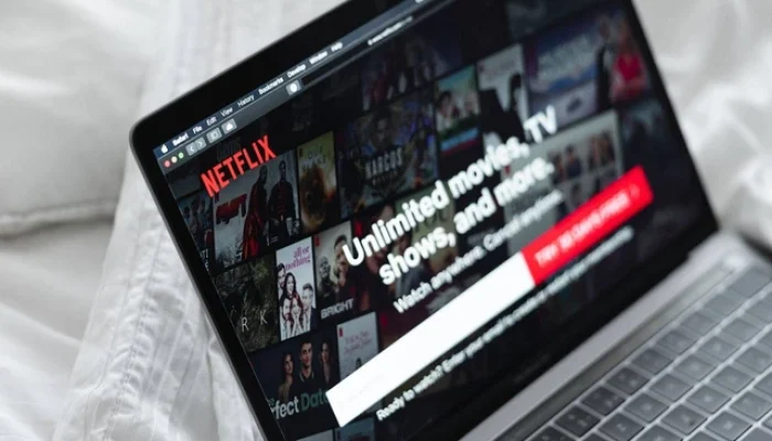 Cara Download Film Netflix Biar Bisa Ditonton Tanpa Internet Lewat HP dan Laptop