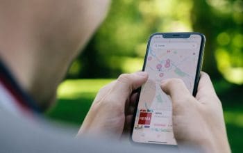 Cara Melacak Lokasi Seseorang dengan WhatsApp Hingga Operator Seluler