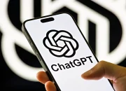 Apakah Benar ChatGPT Mengawasi Pengguna dari Kamera HP?